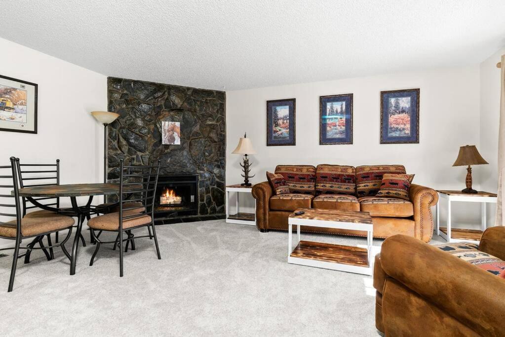 Moose Meadows- Near The Airport, Centrally Located Anchorage Esterno foto