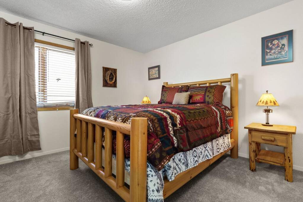 Moose Meadows- Near The Airport, Centrally Located Anchorage Esterno foto