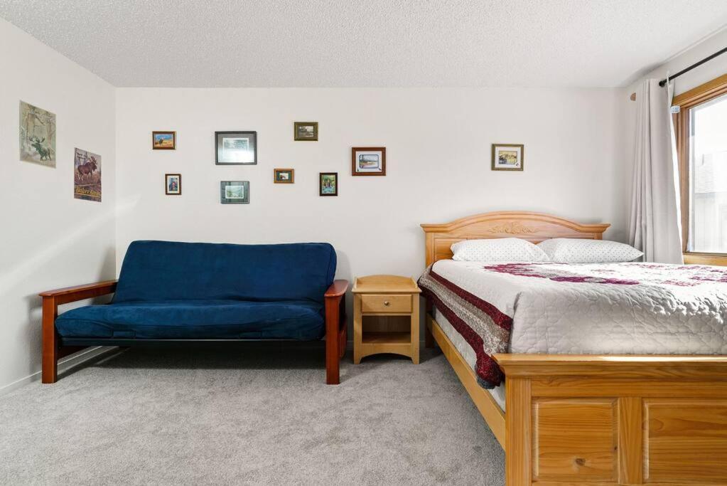 Moose Meadows- Near The Airport, Centrally Located Anchorage Esterno foto