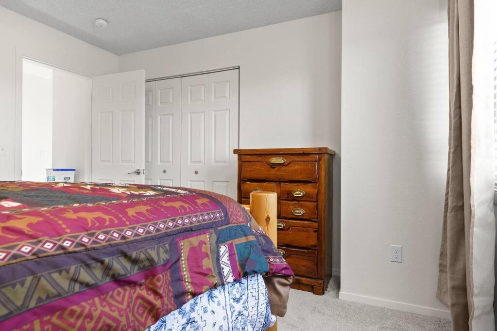 Moose Meadows- Near The Airport, Centrally Located Anchorage Esterno foto